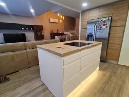 ESPECTACULAR CHALET EN LAGUNA DE DUERO photo 0