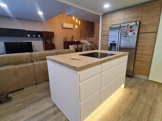 ESPECTACULAR CHALET EN LAGUNA DE DUERO photo 0