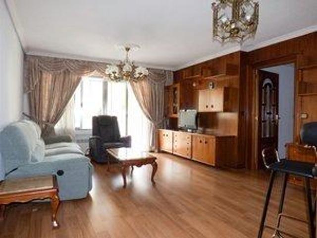 Piso en venta en Móstoles photo 0