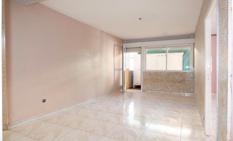 Piso en venta en Móstoles photo 0