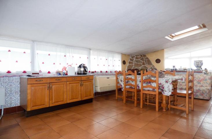 Chalet en venta en Villa del Prado photo 0