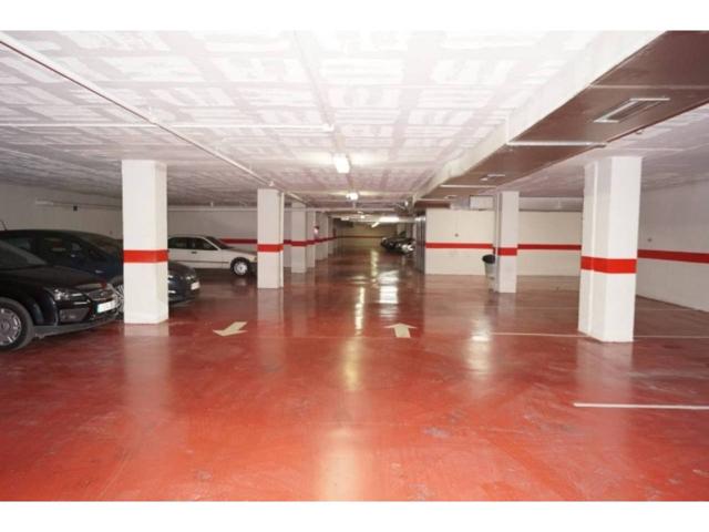 PARKING EN LA ZONA MAS CONCURRIDA DE BAENA, OLVIDESE DEL APARCAMIENTO photo 0