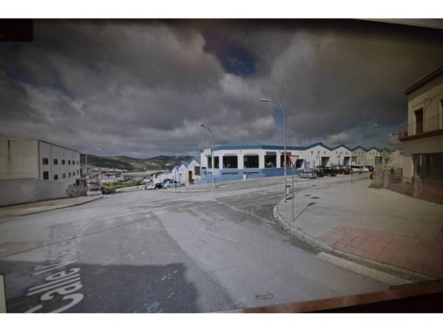 NAVE, ( 200 M2 ), CALLE PRINCIPAL. ALQUILER OPCION A COMPRA. photo 0