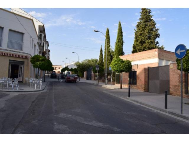 LOCAL COMERCIAL DE 130M2 JUNTO A COLEGIOS. photo 0