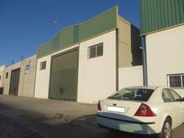 Nave industrial en venta en Luque photo 0