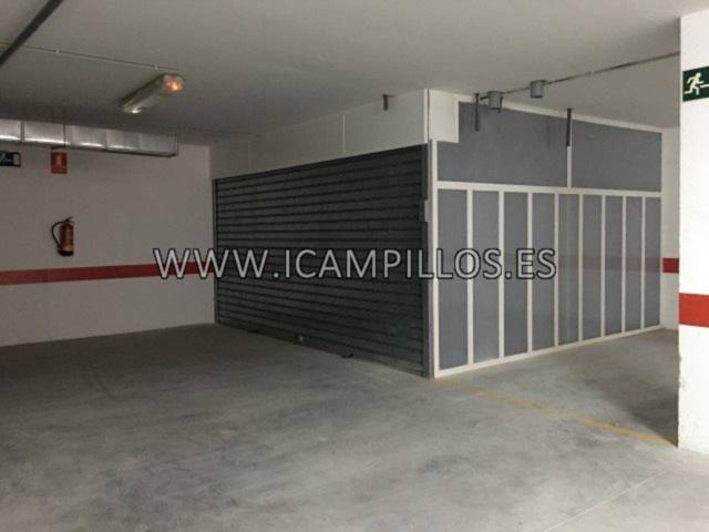 COCHERA CERRADA DE 30 M2 photo 0