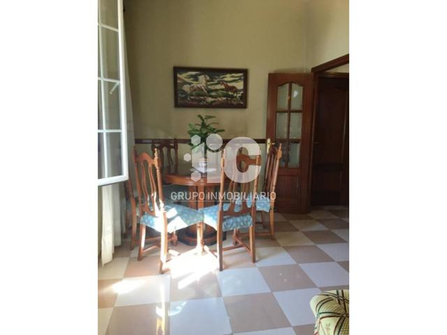 PISO MUY LUMINOSO Y BONITAS VISTAS. photo 0