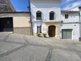 CASA CON COCHERA photo 0