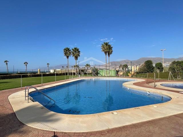 PISO EN RESIDENCIAL EN PRIMERA LÍNEA DE PLAYA EN BALERMA photo 0