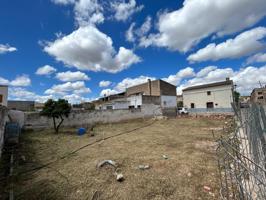 Solar Urbano en Pina con Proyecto y Licencia photo 0