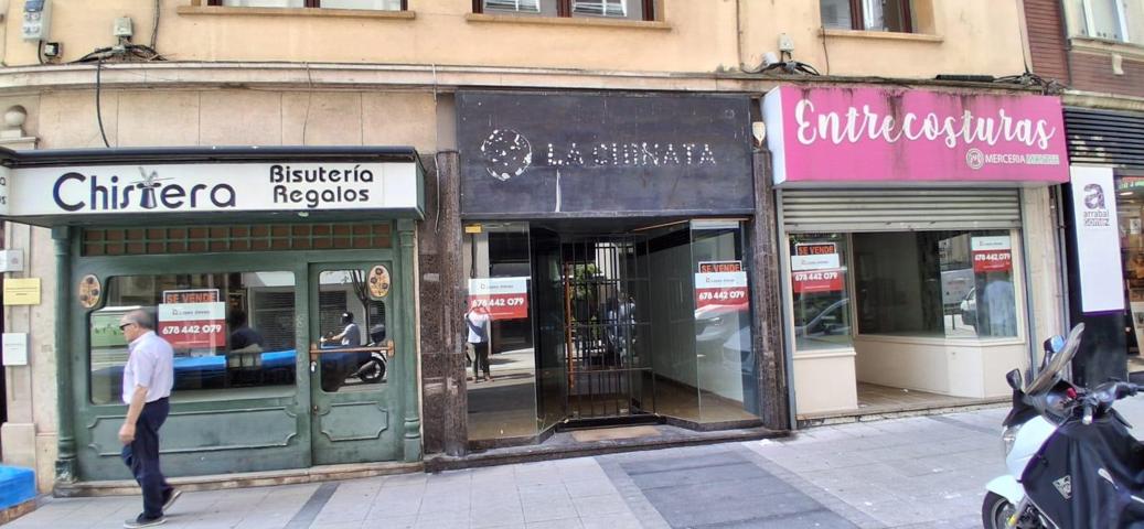 Oficina En venta en Centro, Santander photo 0