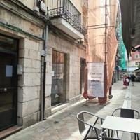 Local en alquiler de 92 m2 en la calle Arrabal, reformado y listo para el inicio de la actividad photo 0