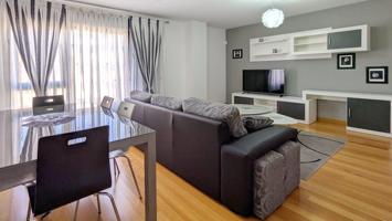 Tu nuevo hogar en Renedo de Piélagos: cómodo, equipado y bien situado photo 0