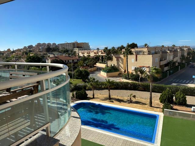 Precioso apartamento en venta con vistas al mar en La Manga del Mar Menor KM4 photo 0