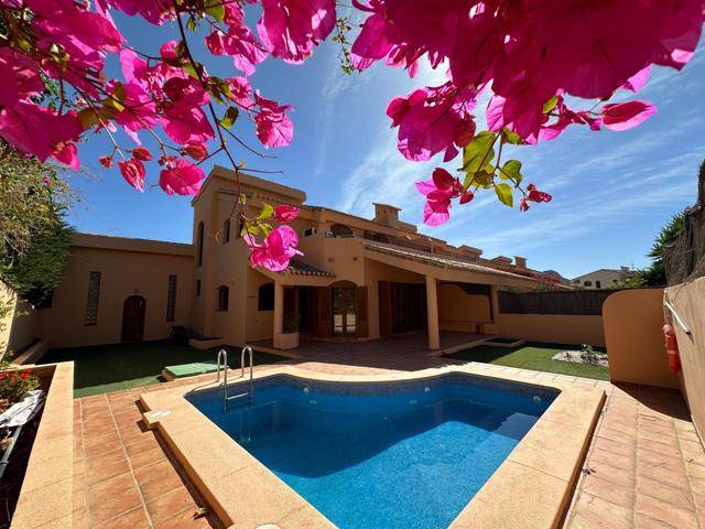 Amplia y moderna villa en La Manga Club con piscina individual photo 0