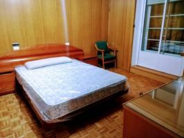 Apartamento en venta en Plaza Vega-San Pedro de Cardeña(09002) photo 0