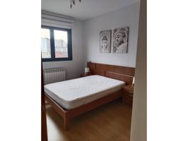 Apartamento en alquiler en Gamonal-Capiscol(09006) photo 0