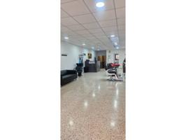 Local en alquiler en Arinaga photo 0