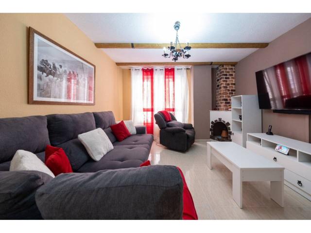 Piso en venta en Tamaraceite-San Lorenzo-Casa Ayala(35018) photo 0