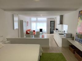 Estudio en alquiler en Centro photo 0