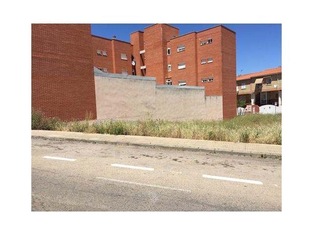 Terreno Urbanizable En venta en Cáceres photo 0