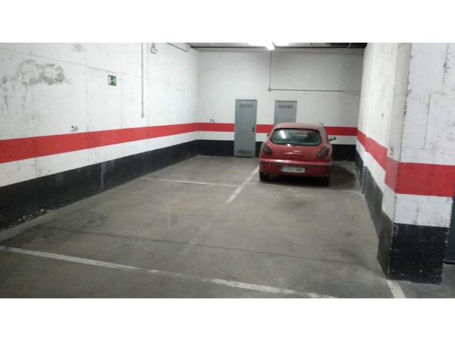 Parking Subterráneo En alquiler en Badajoz photo 0