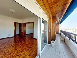 Piso En venta en Badajoz photo 0