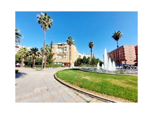 Local En alquiler en Badajoz photo 0