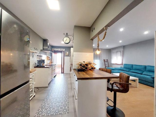 Villa En venta en Los Montitos, Badajoz photo 0
