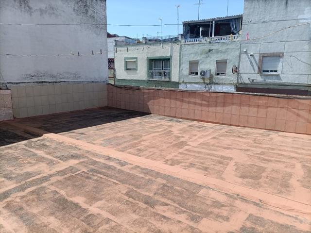 Casa En venta en Badajoz photo 0