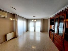 Piso En venta en Badajoz photo 0