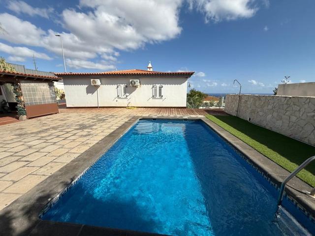 Piso En venta en El Rosario photo 0