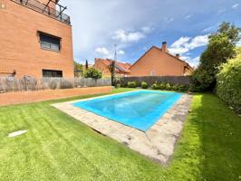 Piso en venta en Sector B en Boadilla del Monte. photo 0