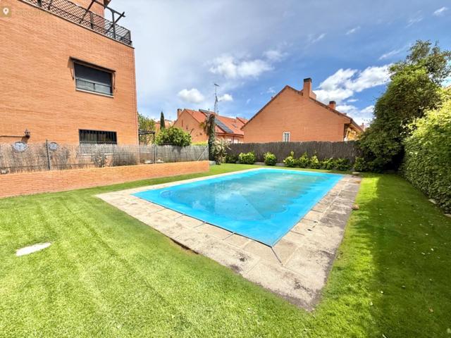 Piso en venta en Sector B en Boadilla del Monte. photo 0