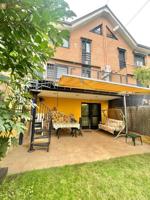 CHALET ADOSADO EN LORANCA photo 0