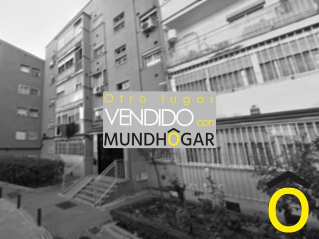Piso en venta en Calle Villalobos photo 0