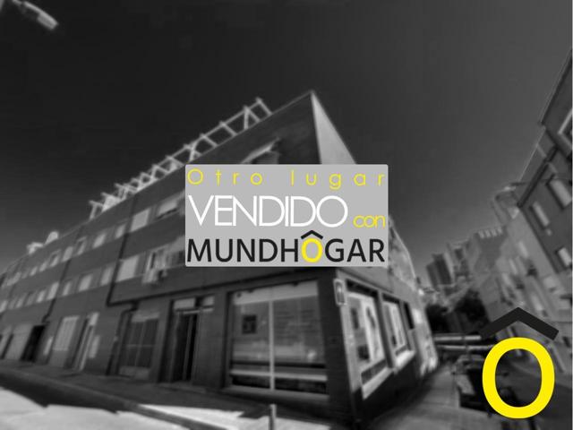 Piso en venta en calle de Martinez Page photo 0
