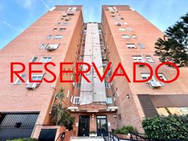 Piso en venta en Calle Torquemada photo 0