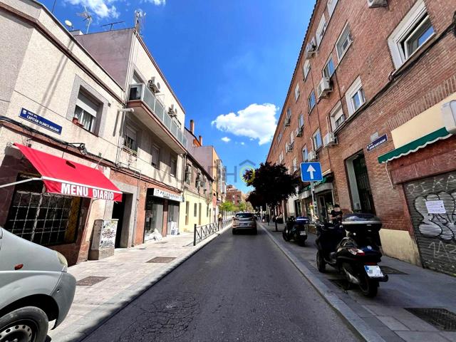 Piso en venta en Madrid de 77 m2 photo 0