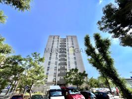 Piso en venta en Calle Moncada photo 0