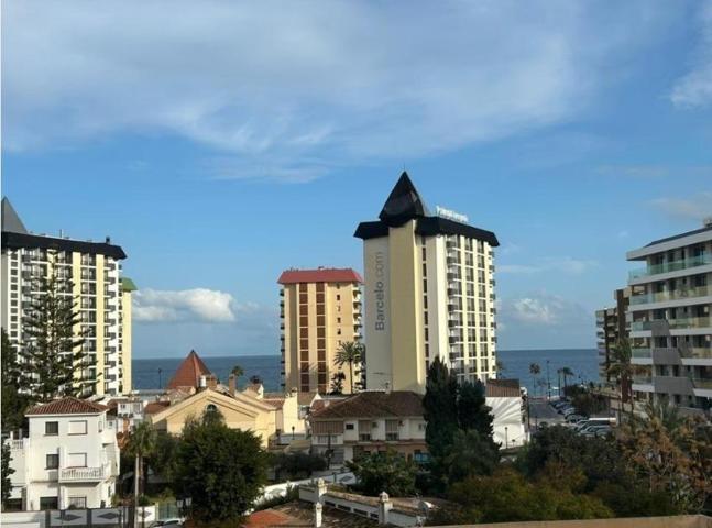 Fantástico apartamento situado en Fuengirola a 500 metros de la playa. photo 0