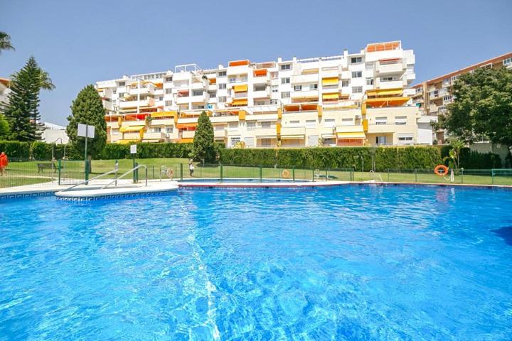 Amplio Bajo con Jardín Privado (200m²) en Arroyo de la Miel, Benalmádena photo 0