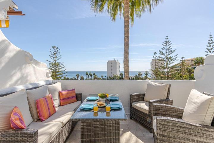 Precioso apartamento en una de las urbanizaciones mas demandas de Benalmadena Costa photo 0