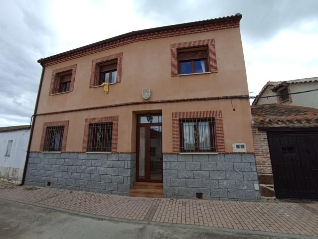 Casa En venta en San Pedro Del Arroyo photo 0