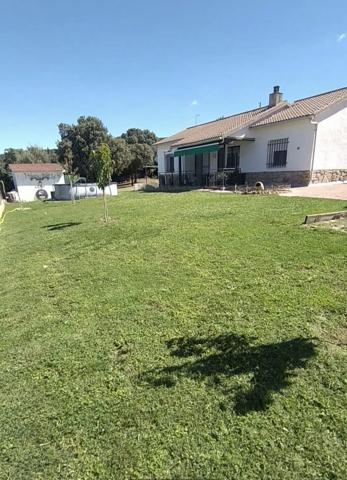 Casa En venta en Avenida Del Campo, 15, Maello photo 0