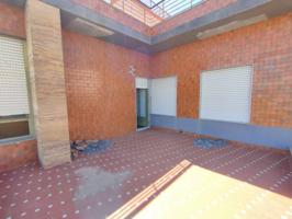 Casa en venta en Avda. de Murcia photo 0