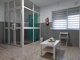 LOCAL-VIVIENDA en Av. de Palomares photo 0