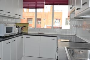 PISO EN ALQUILER EN ZONA LA BUHAIRA photo 0
