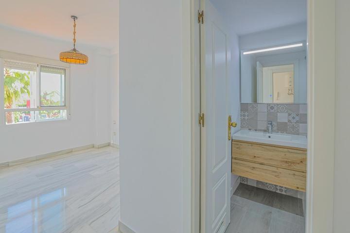 Apartamento Reformado en Tomares. Jardines de Santa Eufemia photo 0