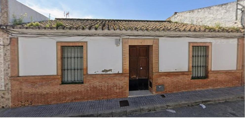 CASA PARA REFORMAR EN EL CENTRO DE CASTILLEJA DE LA CUESTA photo 0